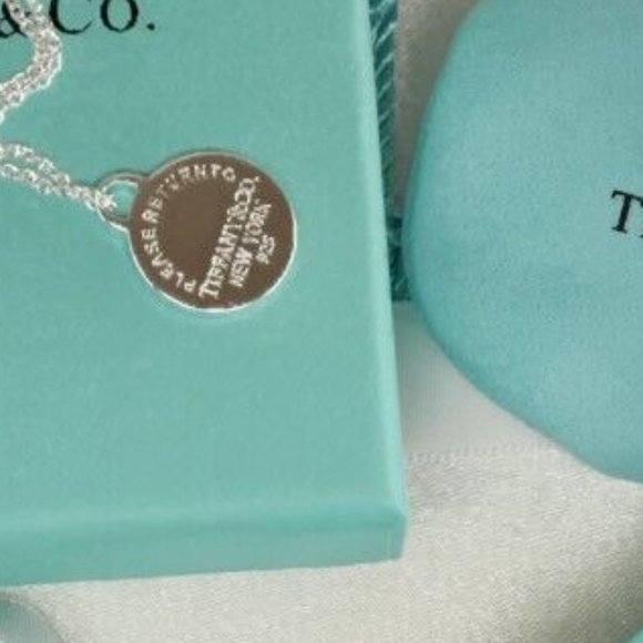 LIKE NEW!! Return to Tiffany & Co. Mini Blue Enamel Heart Tag Pendant Necklace - Picture 2 of 2
